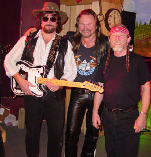 outlaws3.jpg